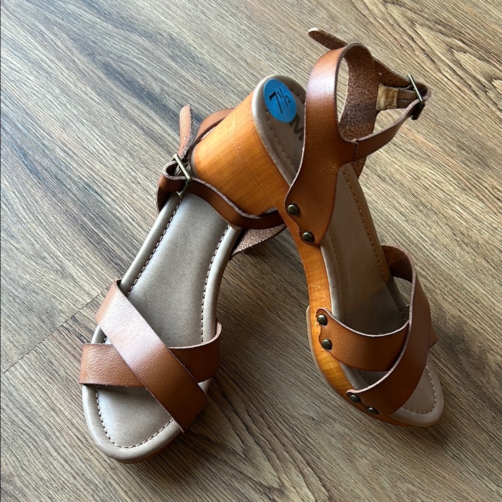 MIA Brown Strappy Sandals
